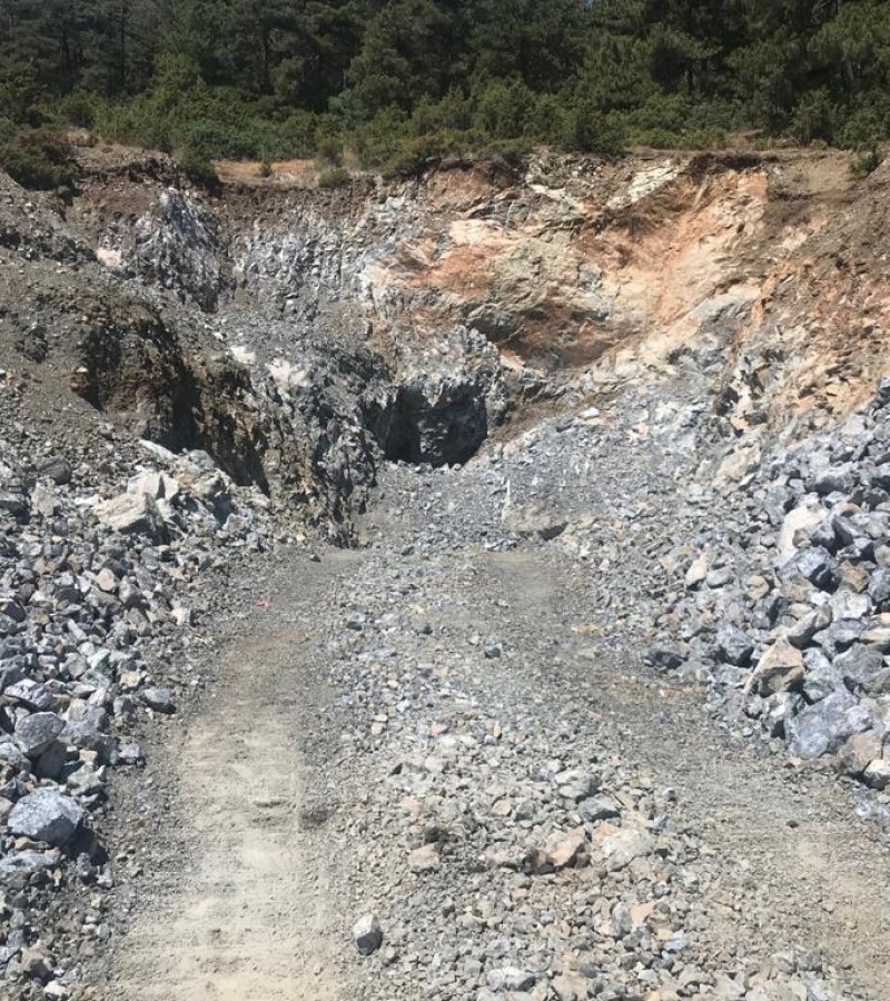 KÜTAHYA BÖLGESİNDE SATILIK 48-51 TÖNÖRLÜ KROM OCAĞI